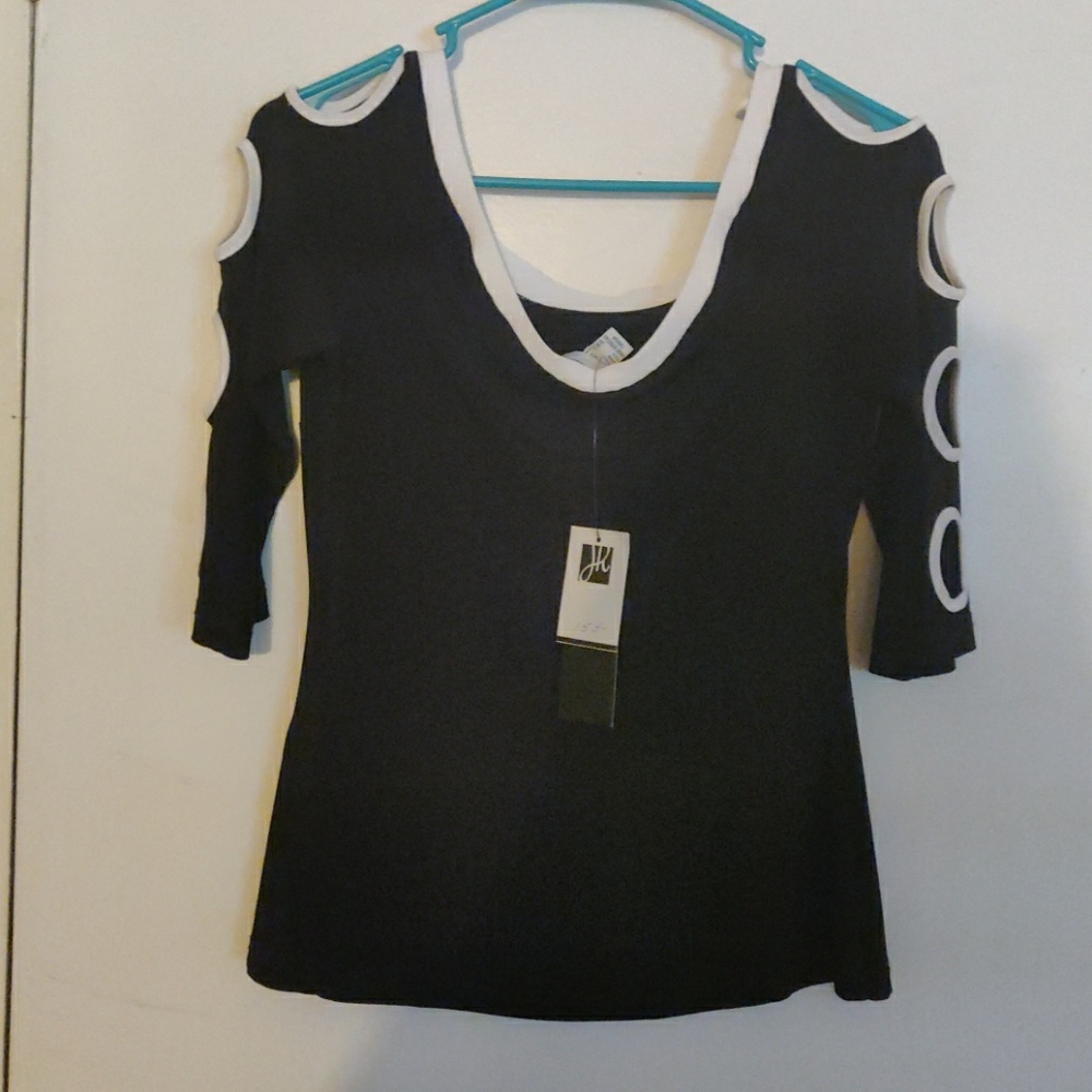 Black 92% polyester 8% spandex mid length blouse